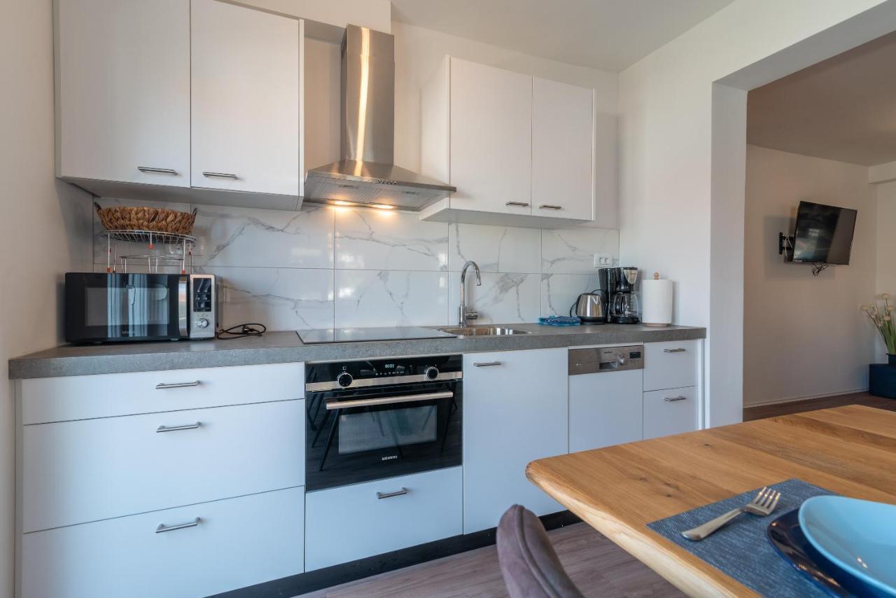 Delux Apartment Eva Трогир Экстерьер фото