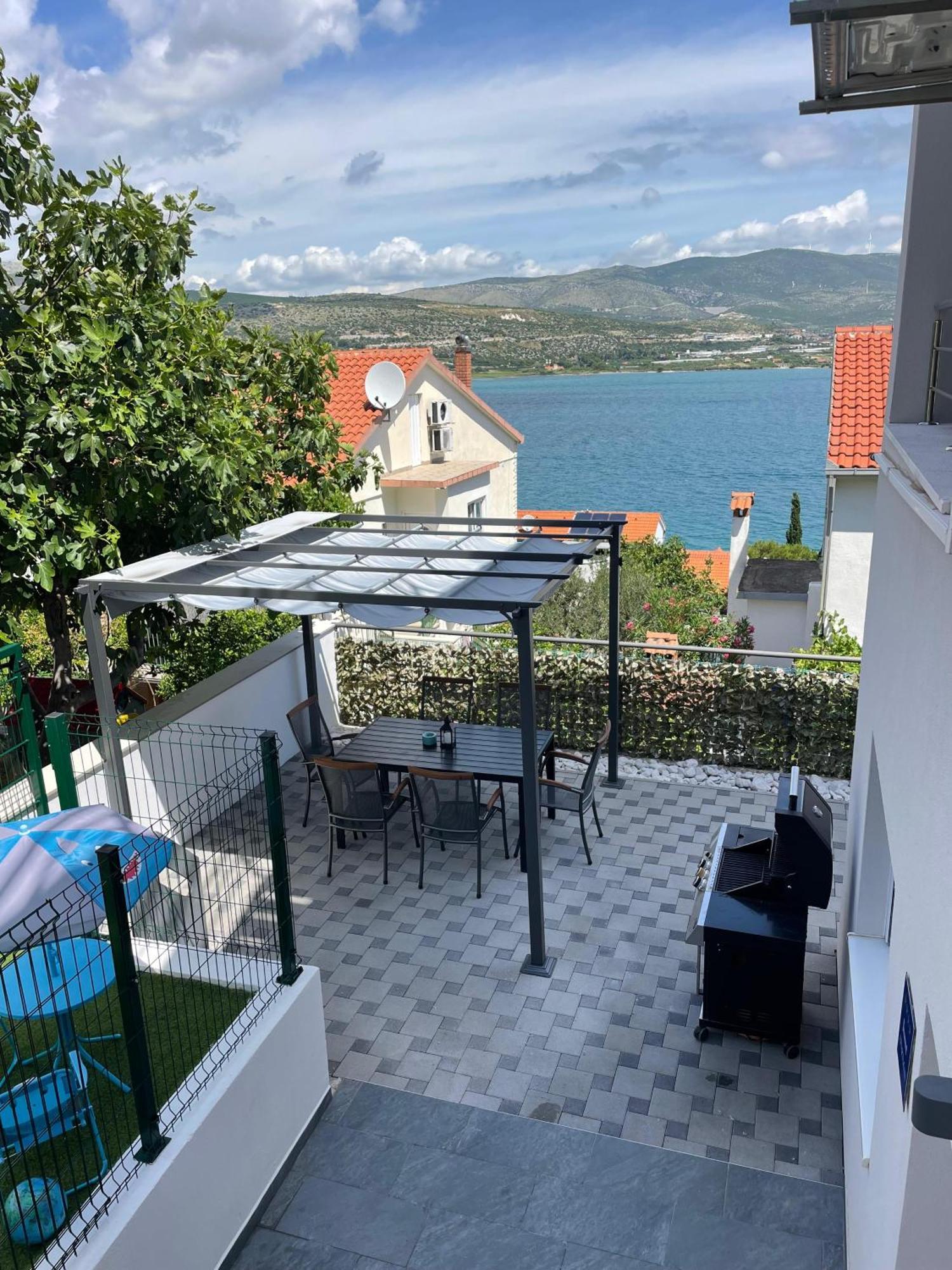 Delux Apartment Eva Трогир Экстерьер фото